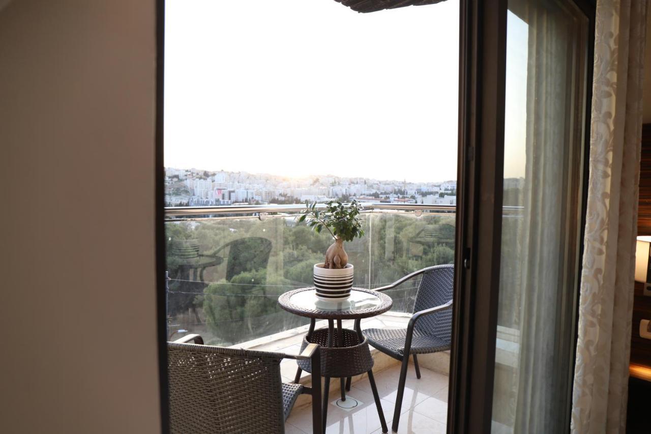 Alqimah Hotel Apartments Amman Exterior photo