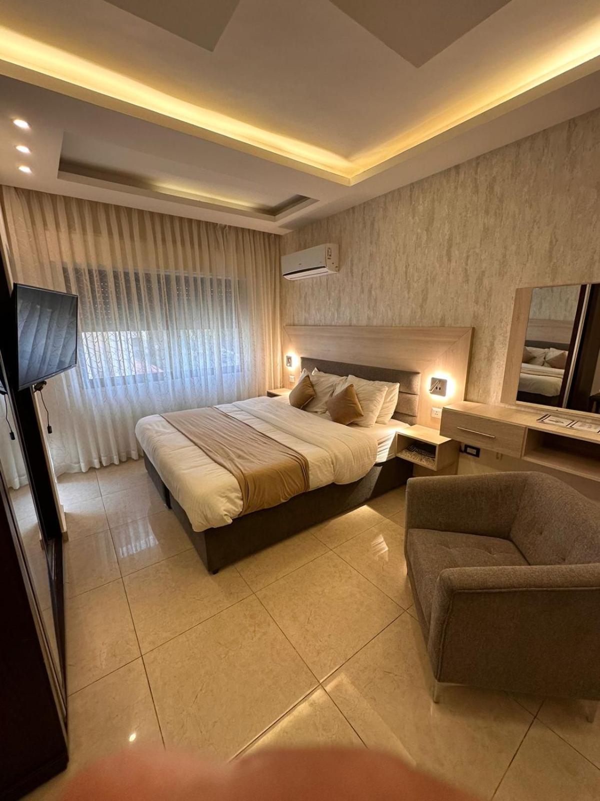 Alqimah Hotel Apartments Amman Exterior photo